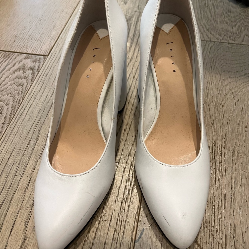 LEITH WHITE PUMPS